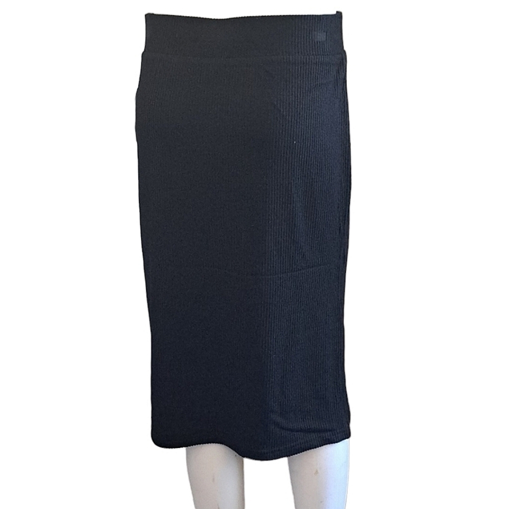 Time And Tru  Ribbed Black Midi Skirt Semi-Fitted Size Small Thru 2X - Picture 3 of 17
